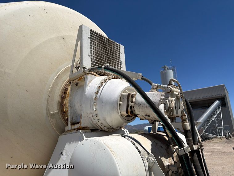 image for item EW2114 1998 Kenworth W900 ready mix truck