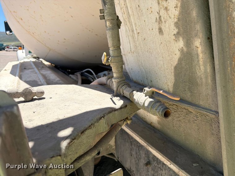 image for item EW2114 1998 Kenworth W900 ready mix truck