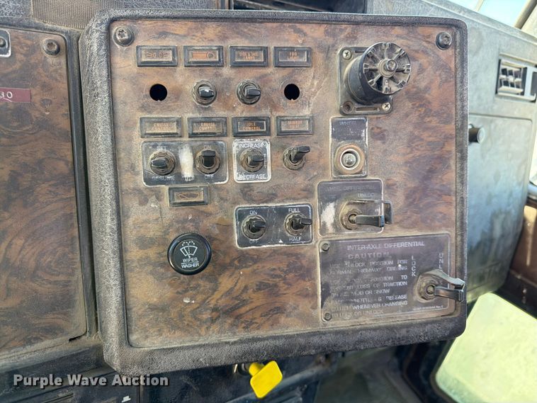 image for item EW2114 1998 Kenworth W900 ready mix truck