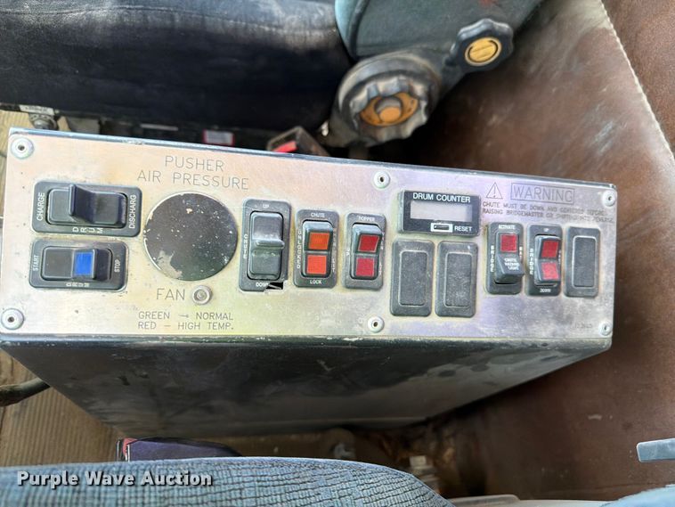 image for item EW2114 1998 Kenworth W900 ready mix truck