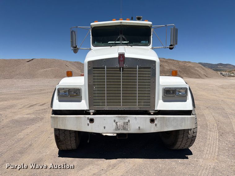 image for item EW2115 2006 Kenworth ready mix truck