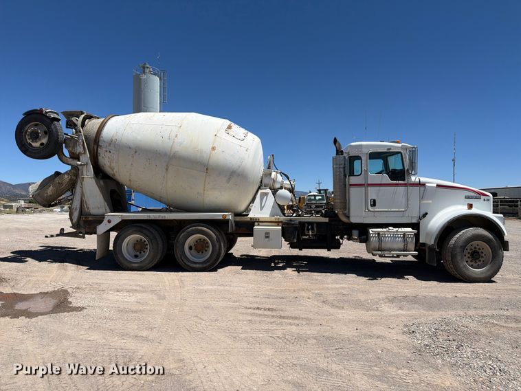 image for item EW2115 2006 Kenworth ready mix truck