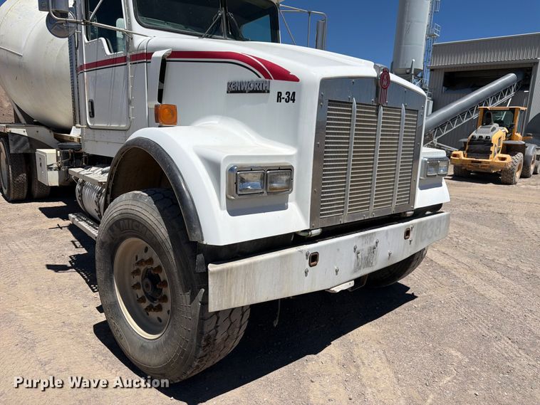 image for item EW2115 2006 Kenworth ready mix truck