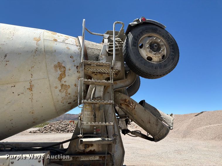 image for item EW2115 2006 Kenworth ready mix truck