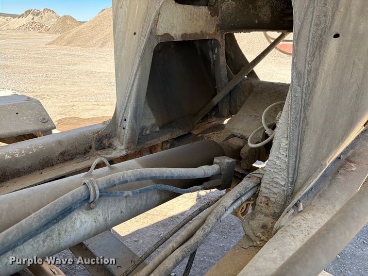 image for item EW2115 2006 Kenworth ready mix truck