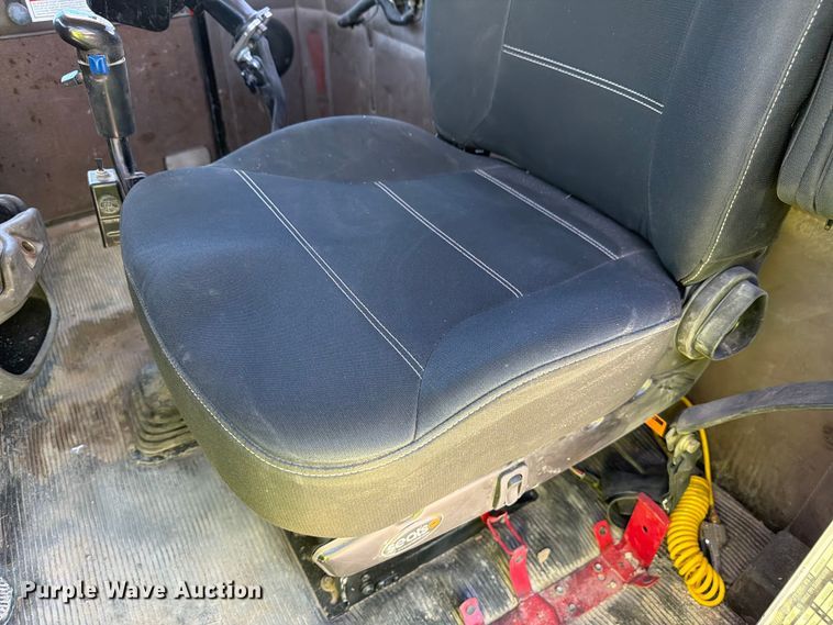image for item EW2115 2006 Kenworth ready mix truck