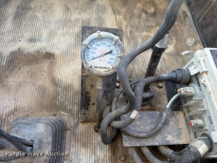 image for item EW2115 2006 Kenworth ready mix truck