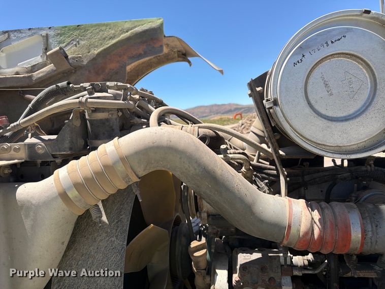image for item EW2115 2006 Kenworth ready mix truck