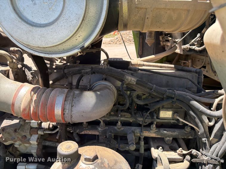 image for item EW2115 2006 Kenworth ready mix truck