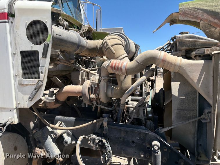 image for item EW2115 2006 Kenworth ready mix truck