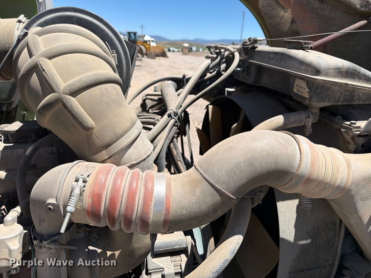 image for item EW2115 2006 Kenworth ready mix truck