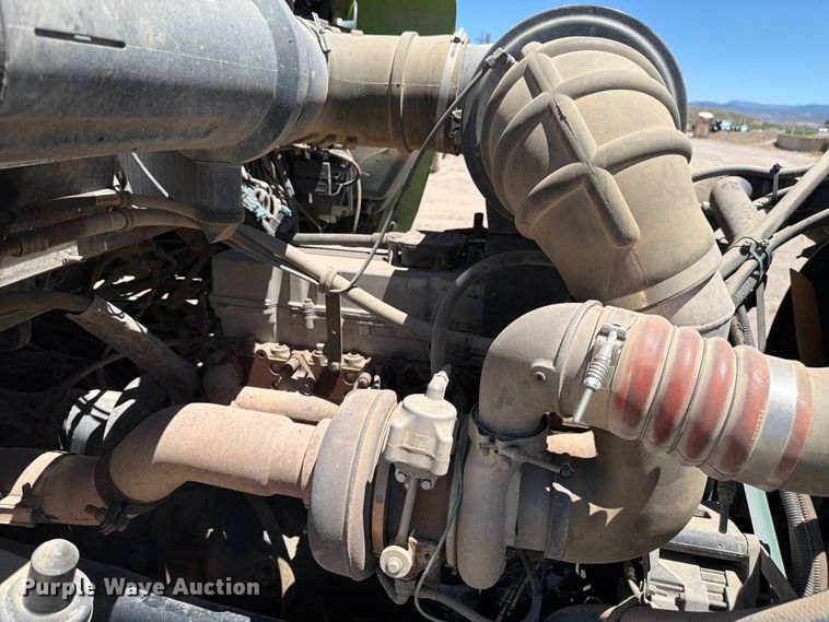 image for item EW2115 2006 Kenworth ready mix truck