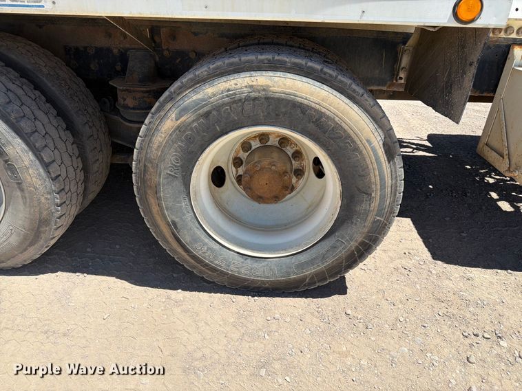image for item EW2115 2006 Kenworth ready mix truck