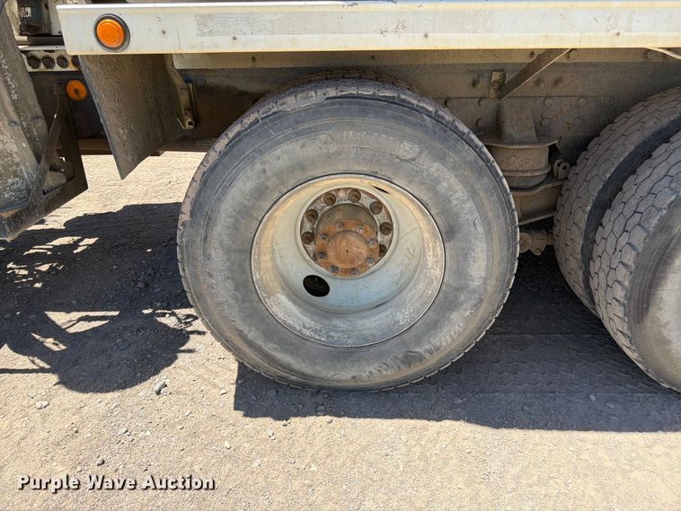 image for item EW2115 2006 Kenworth ready mix truck