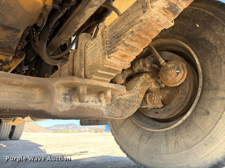 image for item EW2116 1990 Kenworth ready mix truck