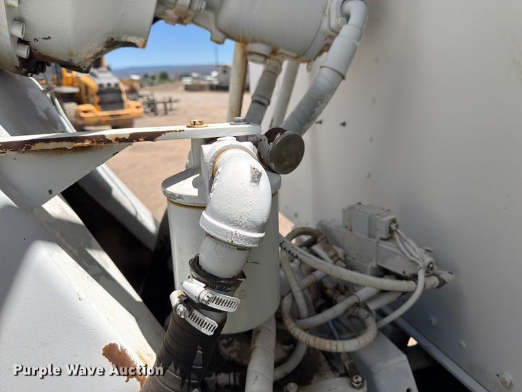 image for item EW2116 1990 Kenworth ready mix truck