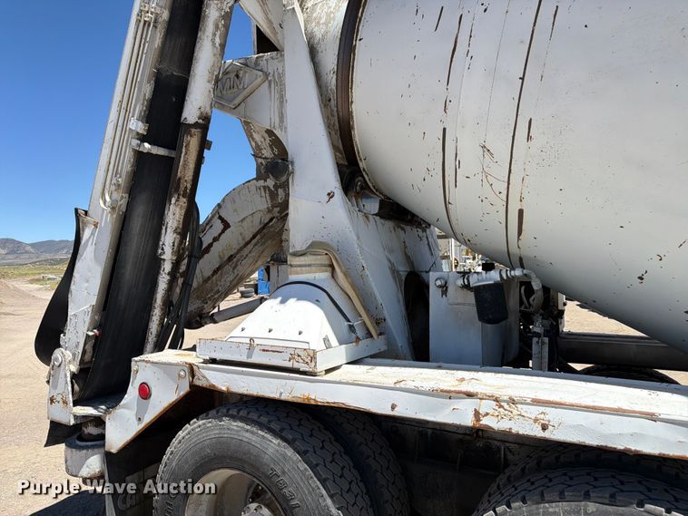 image for item EW2116 1990 Kenworth ready mix truck