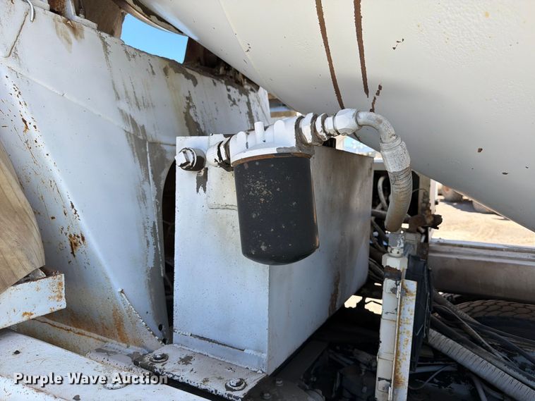 image for item EW2116 1990 Kenworth ready mix truck