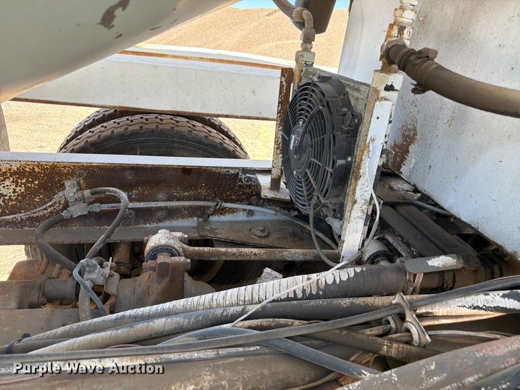 image for item EW2116 1990 Kenworth ready mix truck