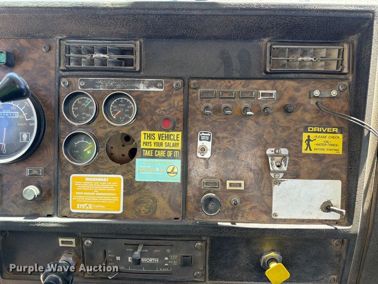 image for item EW2116 1990 Kenworth ready mix truck