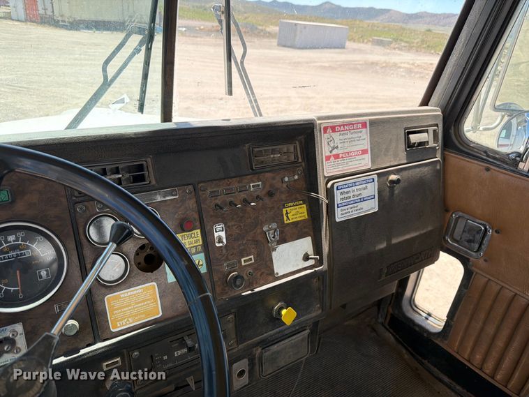 image for item EW2116 1990 Kenworth ready mix truck