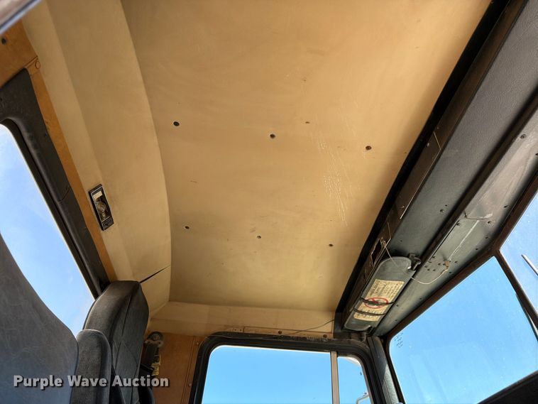 image for item EW2116 1990 Kenworth ready mix truck