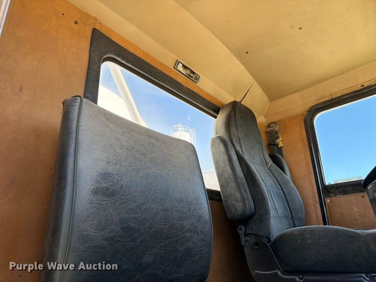 image for item EW2116 1990 Kenworth ready mix truck
