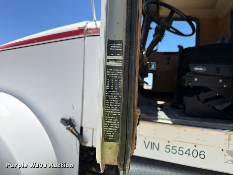 image for item EW2116 1990 Kenworth ready mix truck