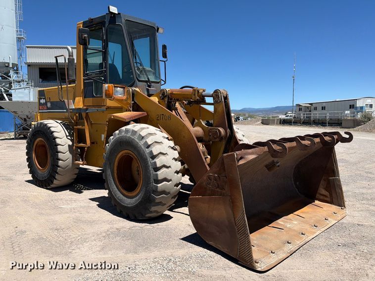 image for item EW2117 1988 Komatsu WA250-1 wheel loader
