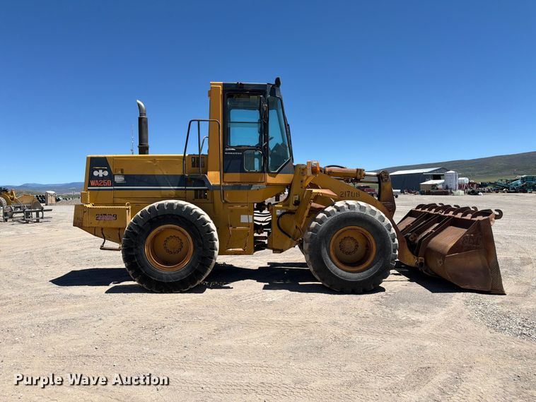 image for item EW2117 1988 Komatsu WA250-1 wheel loader