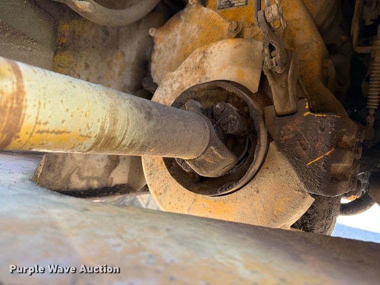 image for item EW2117 1988 Komatsu WA250-1 wheel loader