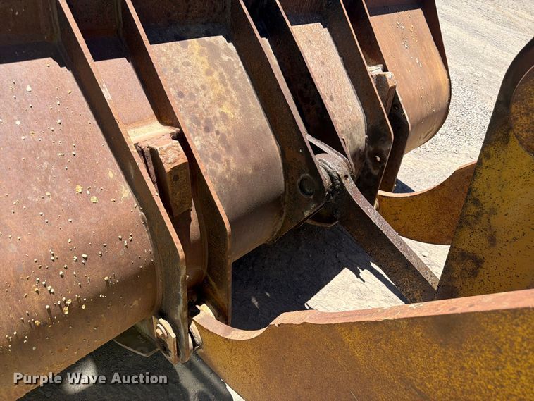 image for item EW2117 1988 Komatsu WA250-1 wheel loader