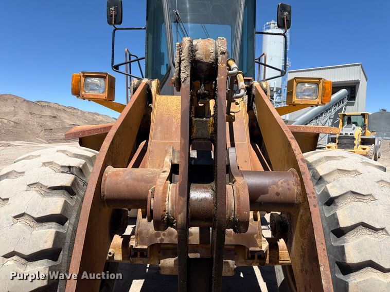 image for item EW2117 1988 Komatsu WA250-1 wheel loader