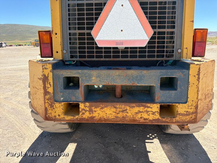 image for item EW2117 1988 Komatsu WA250-1 wheel loader