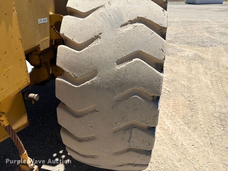 image for item EW2117 1988 Komatsu WA250-1 wheel loader