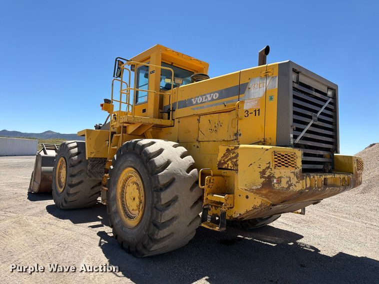 image for item EW2118 1998 Volvo L330C wheel loader