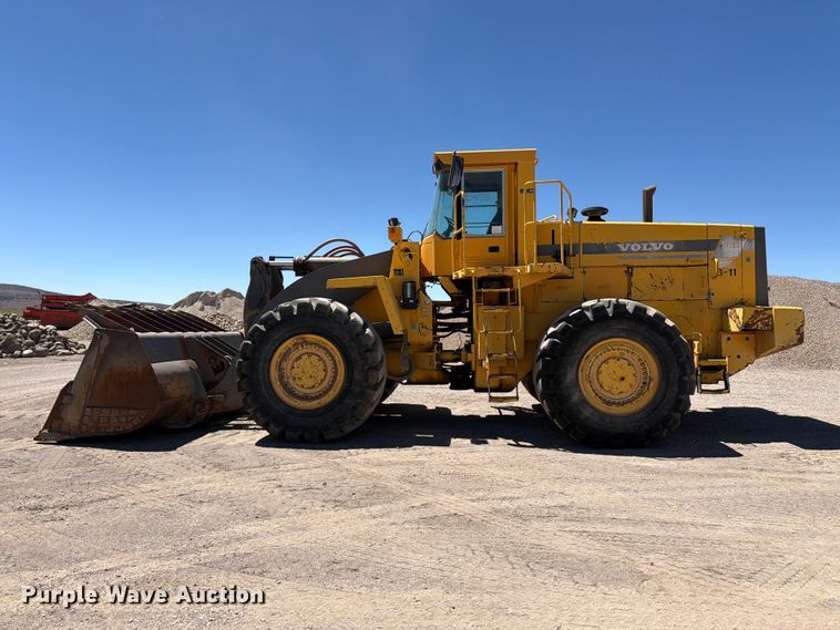 image for item EW2118 1998 Volvo L330C wheel loader