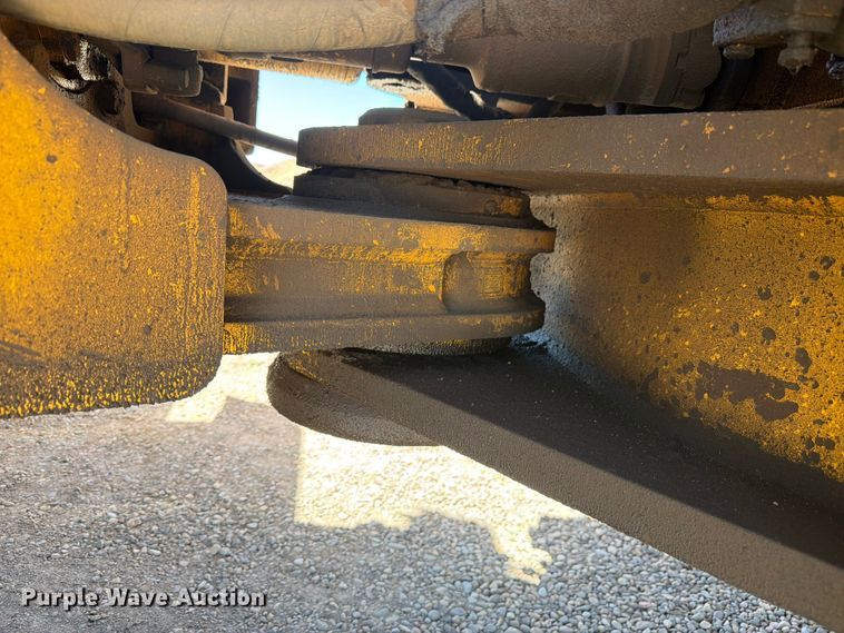 image for item EW2118 1998 Volvo L330C wheel loader