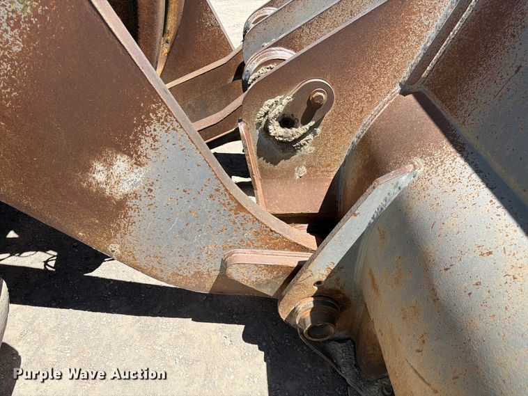 image for item EW2118 1998 Volvo L330C wheel loader