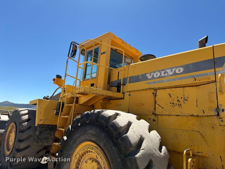 image for item EW2118 1998 Volvo L330C wheel loader