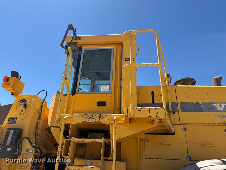image for item EW2118 1998 Volvo L330C wheel loader