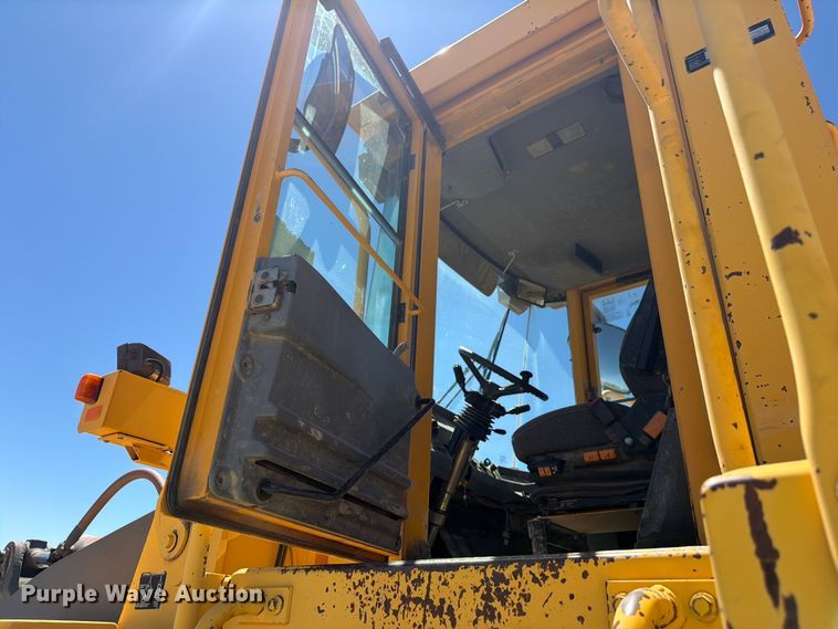image for item EW2118 1998 Volvo L330C wheel loader