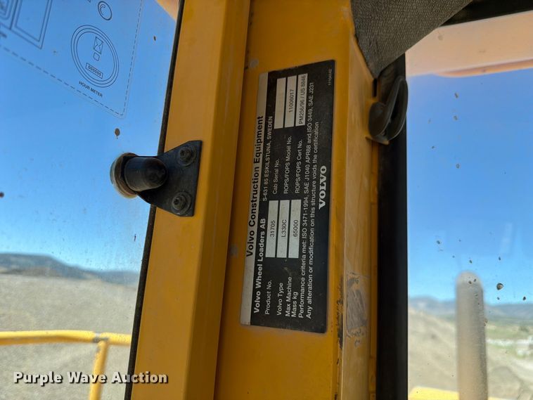 image for item EW2118 1998 Volvo L330C wheel loader