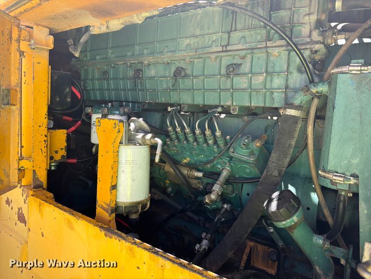 image for item EW2118 1998 Volvo L330C wheel loader