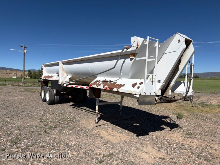 image for item EW2121 1999 Western end dump trailer