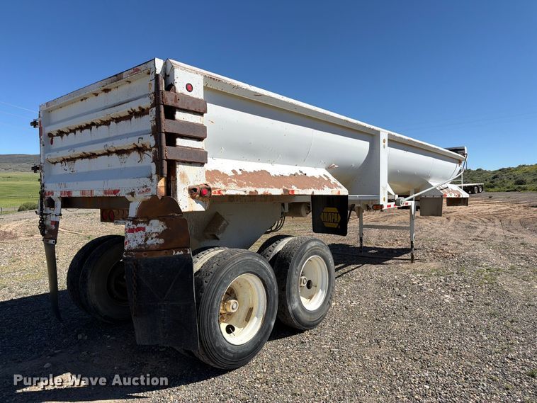 image for item EW2121 1999 Western end dump trailer