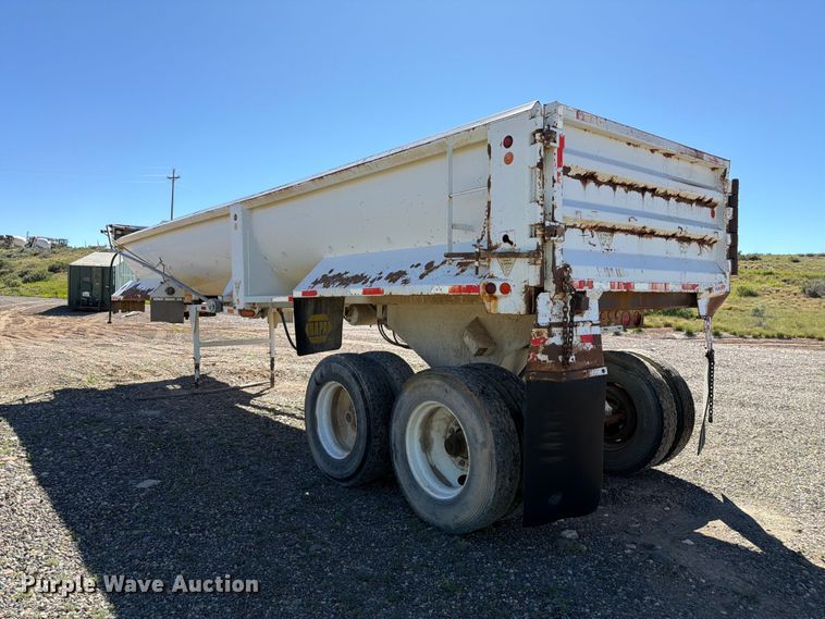 image for item EW2121 1999 Western end dump trailer