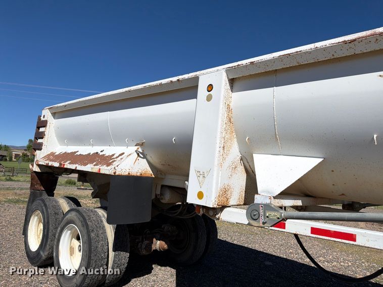 image for item EW2121 1999 Western end dump trailer