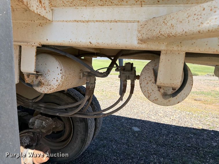 image for item EW2121 1999 Western end dump trailer