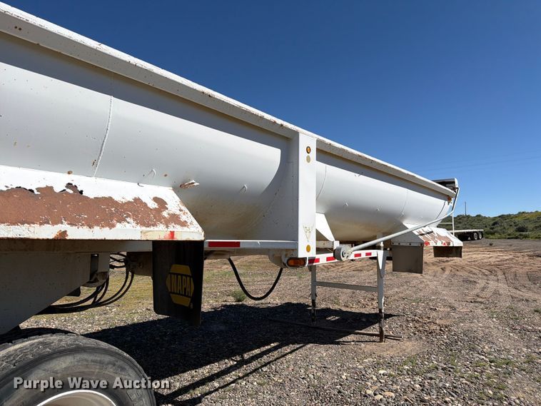image for item EW2121 1999 Western end dump trailer